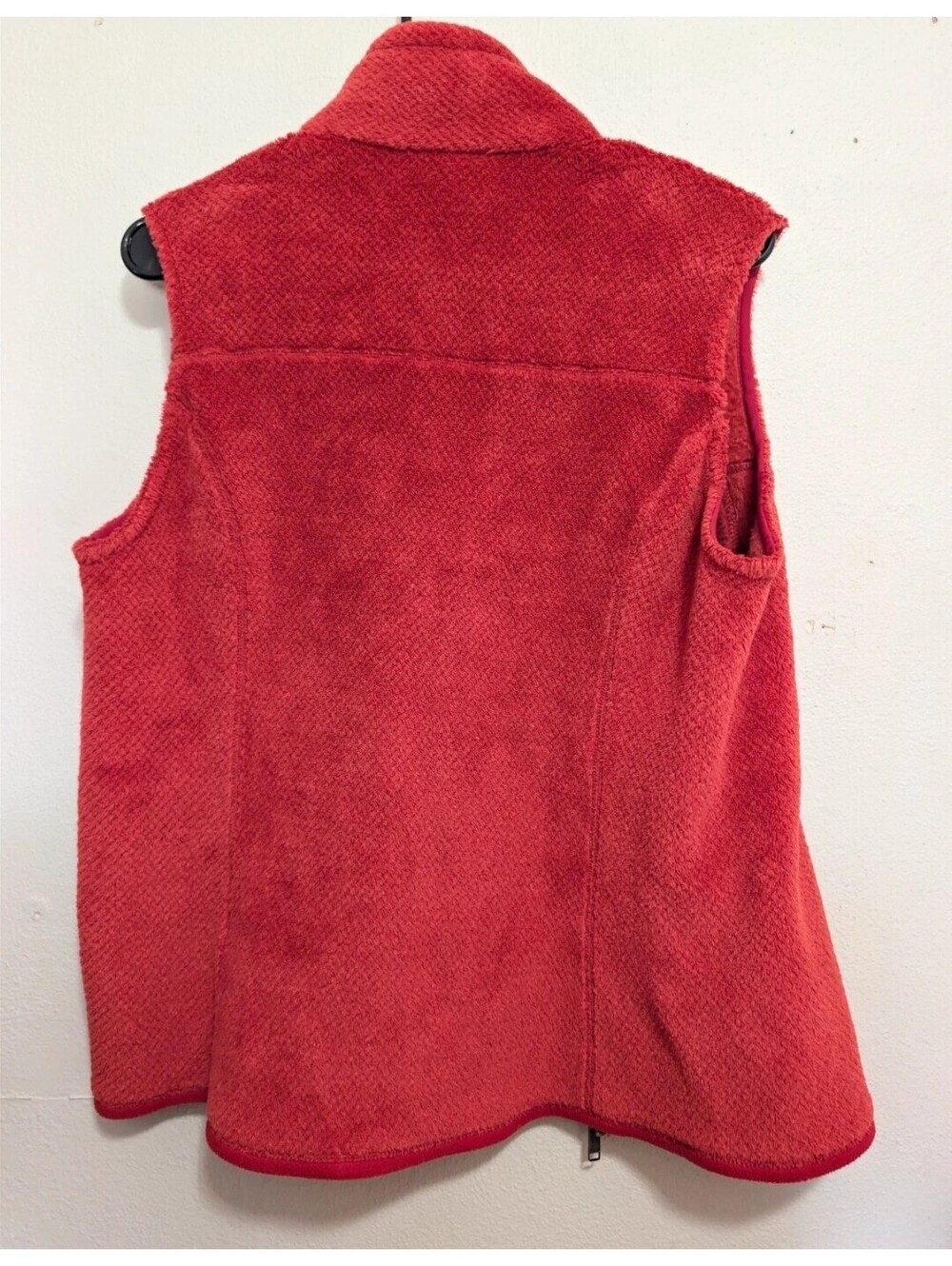 Patagonia Women's Large Red Fleece Vest with Chest Pocket, Made in Mexico - Picture 6 of 6